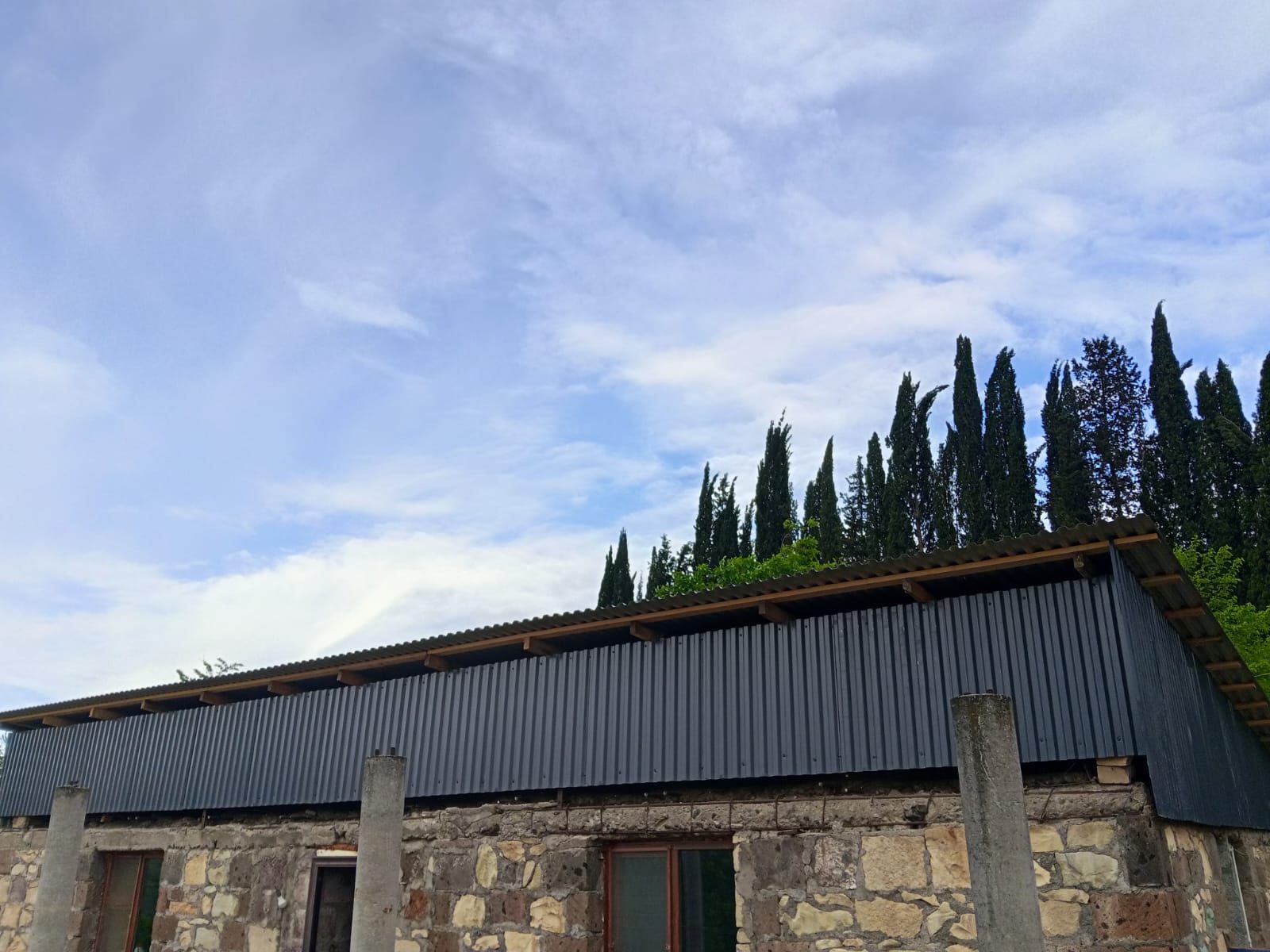 Housing & Apartments: field photo 10